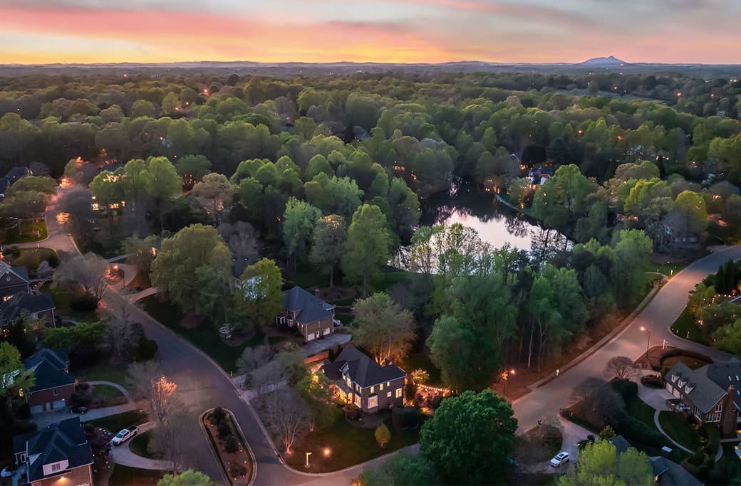 Greenbrier's Convenient Location