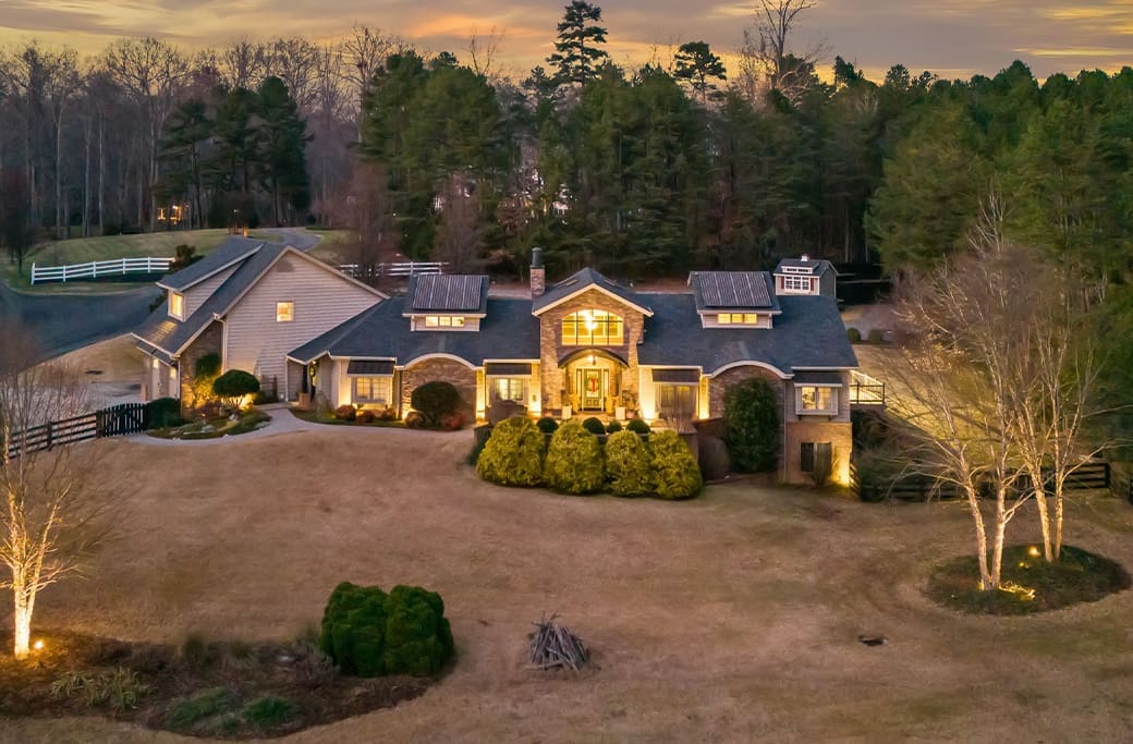 How Does The Ginther Group Market Listings in Clemmons?
